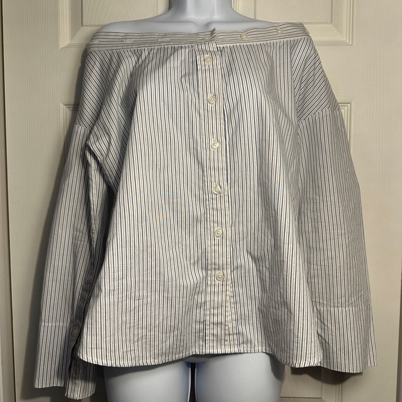 VETTA Tops - Vetta Capsule x Saks Off The Shoulder Top